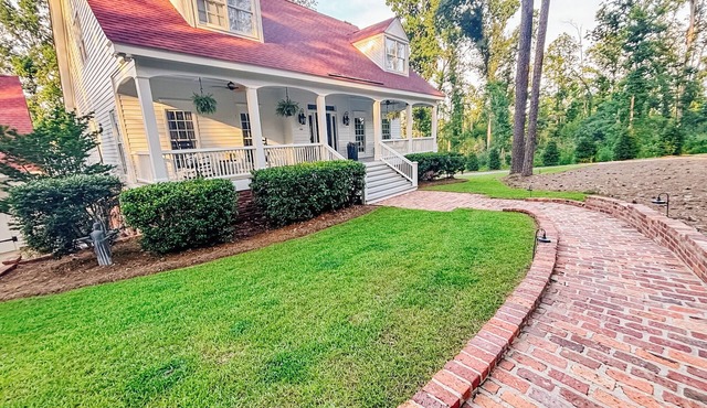 Spacious Southern Masters Week Retreat with Pool & Private Wooded Setting in Evans