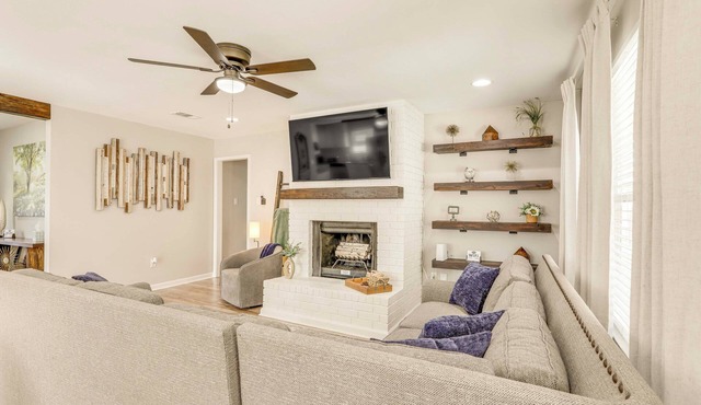 'Springs Stay Hideaway' Cozy 3BR Home in Denham