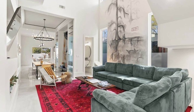 St. Charles Townhouse with Pool!