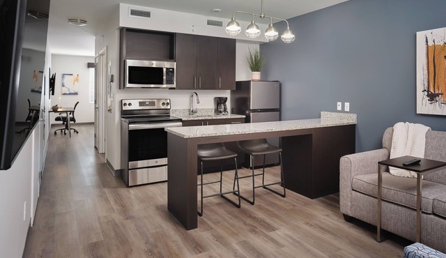 stayAPT Suites Auburn