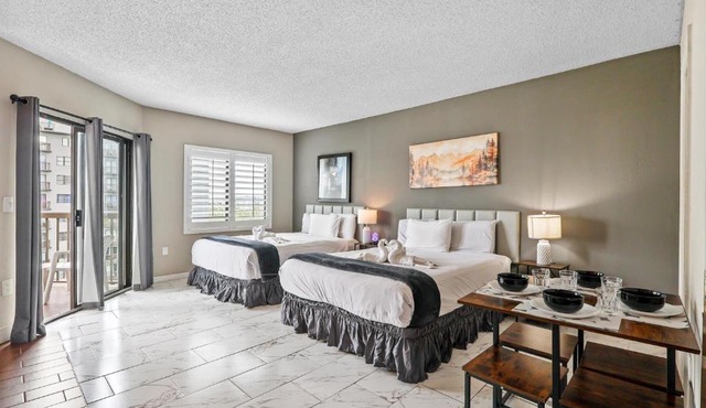 Studio Condo Near Universal I-Drive w Kitchenette