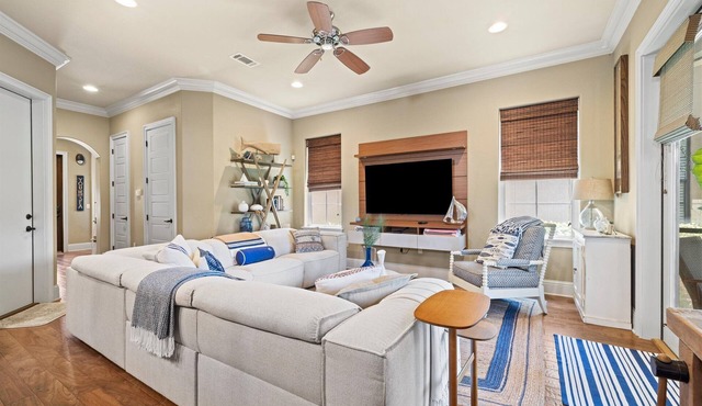 Sugar Sand Villa | New Rental | 2 Golf Carts | Sleeps 10