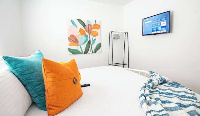 Sunny City Flat | Vulcan’s Hideout A2 | King Bed