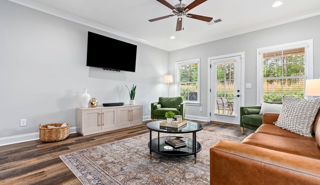 Sweet Home Auburn - Townhome minutes to campus!