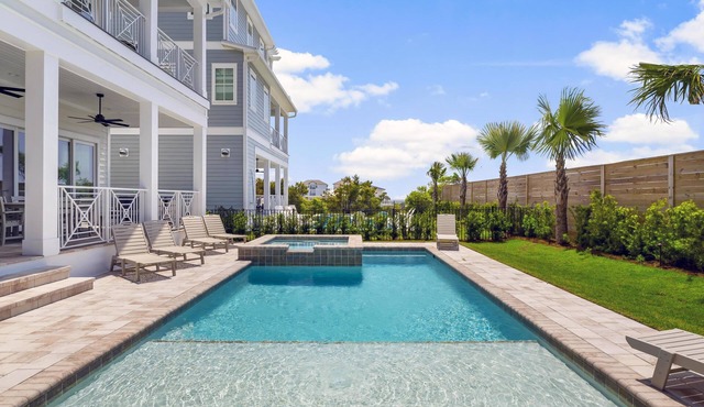 Tango Waves With Pool, Elevator, And Beach Views
