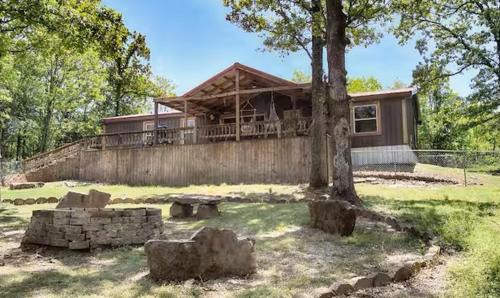 Tenkiller Timber Retreat