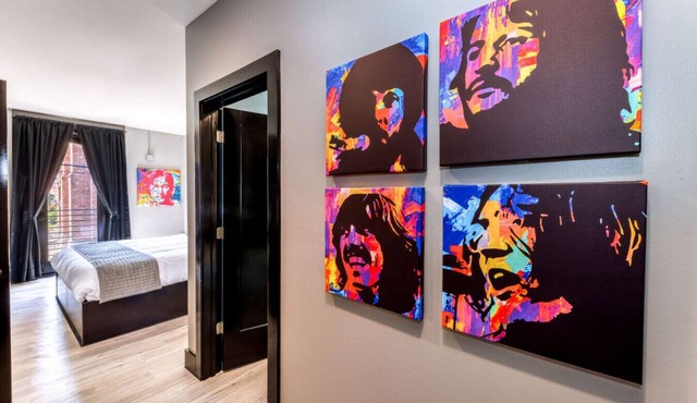 The Bella`s Abbey Road Suite, Sleeps 2, Private Balcony