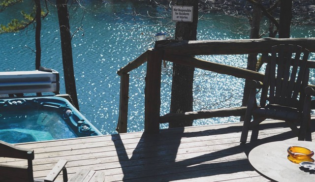 The Fish and Ski Lodge
