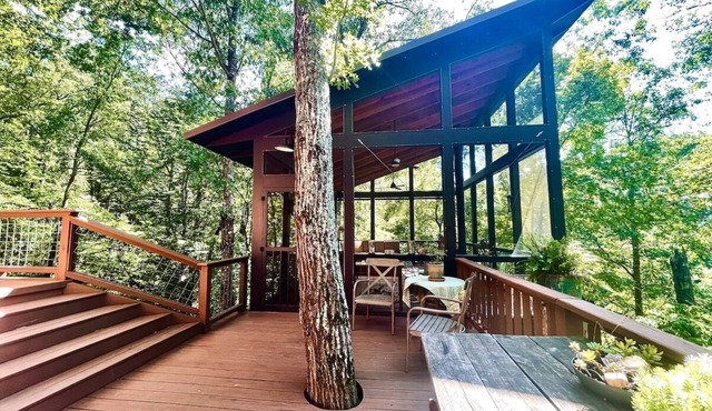 The Grace, Peaceful Escape by Velvet Ditch Villas