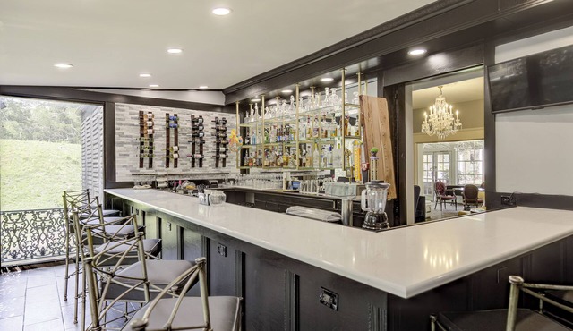 The Inn at Cedar Grove