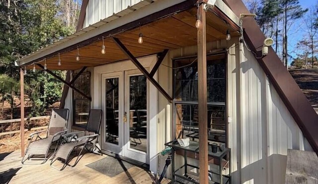 The Natchez Retreat Lakeside A-frame Cabin