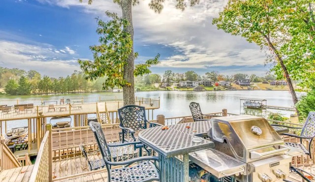 Three Level Waterfront Condo with Boat Slip near RTJ Golf Course. Two Kings.