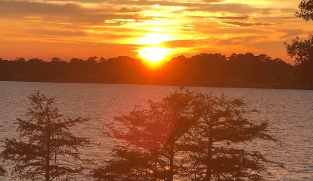 Toledo Bend! Great Fishing with Great Sunsets!