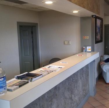Travelers Rest Motel
