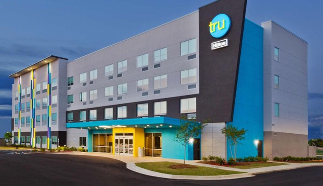Tru by Hilton Auburn