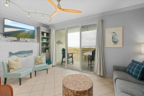 Turtles Nest, East Unit 207