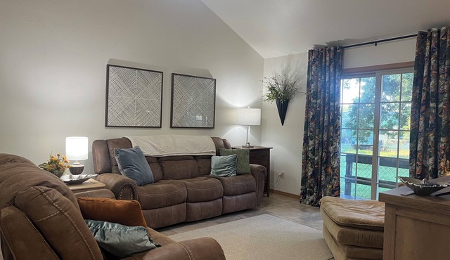 Upscale home with high end furnishings and memory foam king bed. 2 car garage