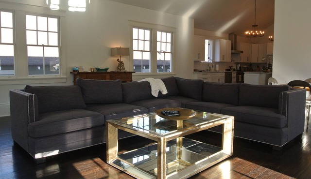 Uptown Gem - Amazing Location, Fantastic Accommodations