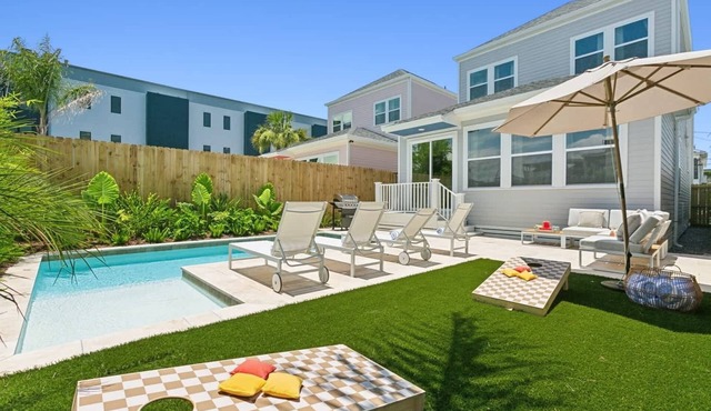 Urban Oasis in heart of NOLA w/Heated Pool+Parking