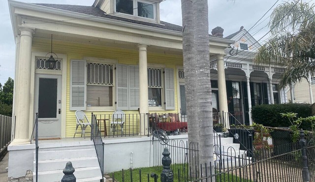 West Riverside Shotgun Near Audubon Park