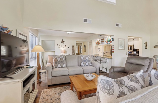 231 Turnberry Village ~ Two Story, End Villa with Golf Course Views in Hilton Head Island