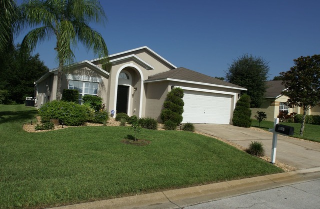 Dream Home with Pool Near Disney World! 4BR- 2BA Sleeps 8