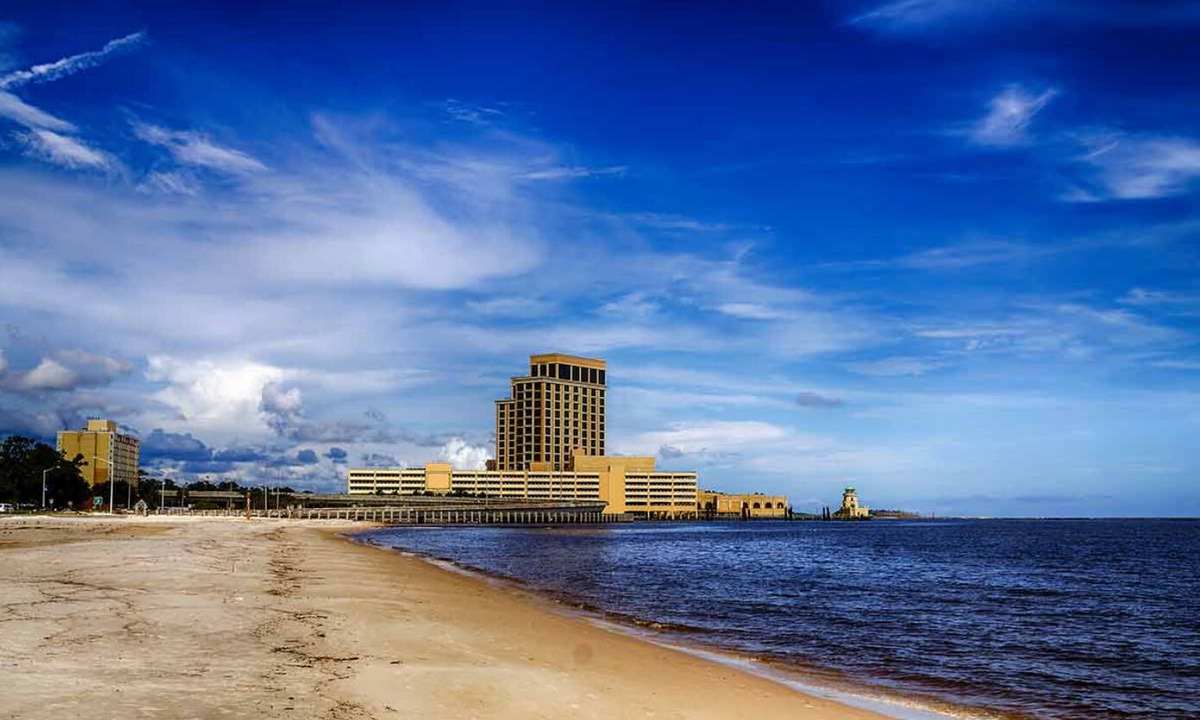 Biloxi Cottage | 1 bdr cottage house next to Beach I 30-Day I Discounted