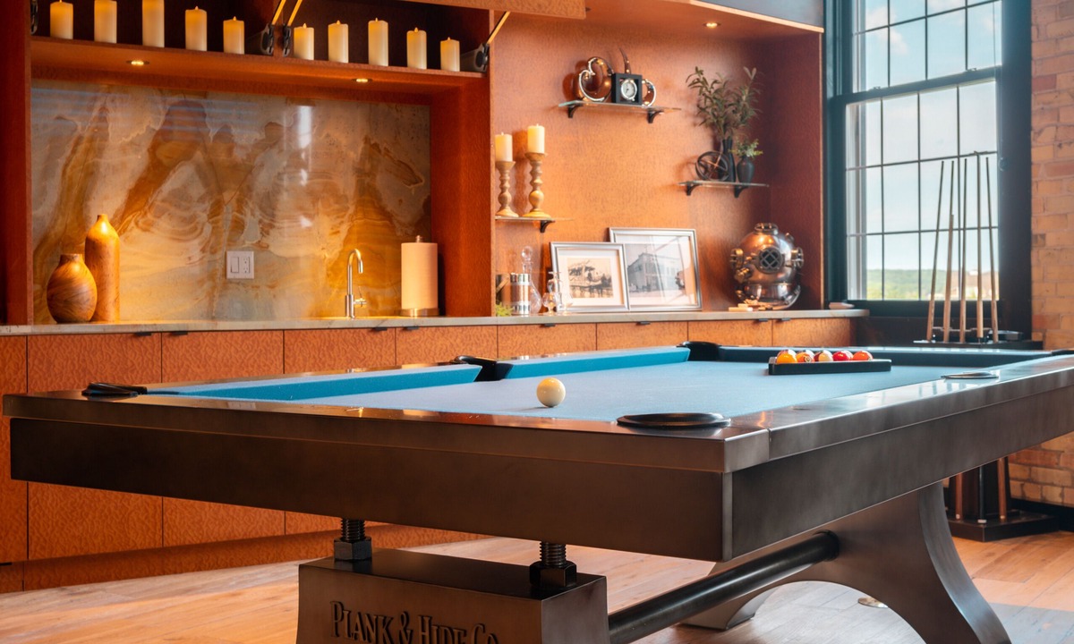 Traverse City Condo | 🌆One-of-a-Kind Downtown TC Penthouse | Luxe Design + Walk to Bay, Dining, Shops & Events ➠ 400W