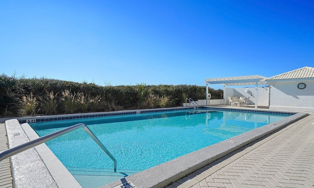 Dune Allen Beach Condo | Palms of Dune Allen 108 - Oceanfront Condo in 30A with Pool & Beach Access