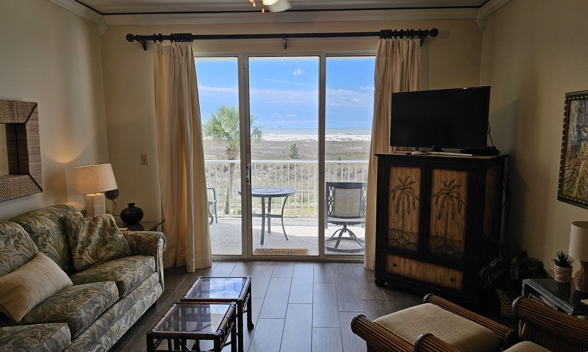 Dauphin Island Condo | Inn at Dauphin Island 203 Beautifully Furnished with Great Views!