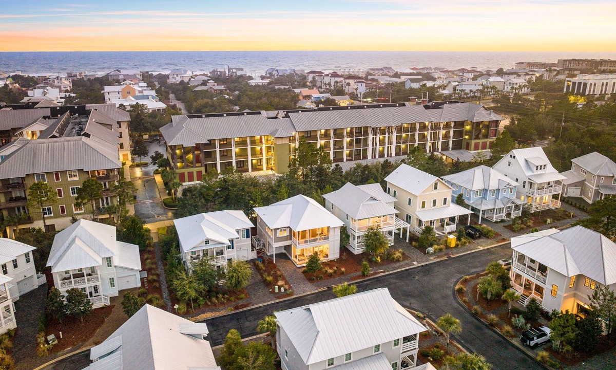 Lakeside at Blue Mountain Beach House | Blue Mountain 30A! Golf Cart and Bikes! Pool Access