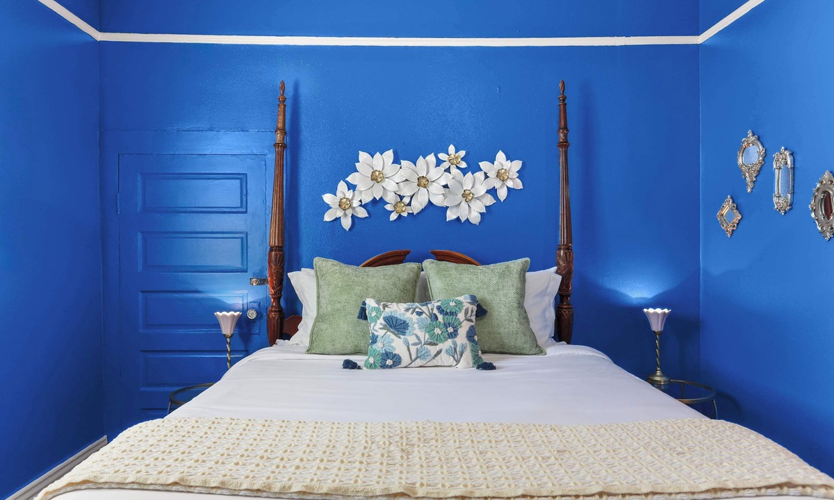 Mid-City Apartment | Cozy 1 Bedroom located in the Heart of Mid-City