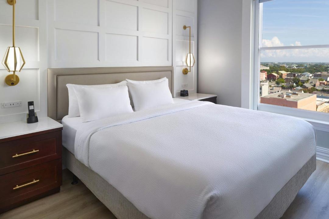 French Quarter Hotel | Courtyard by Marriott New Orleans French Quarter/Iberville