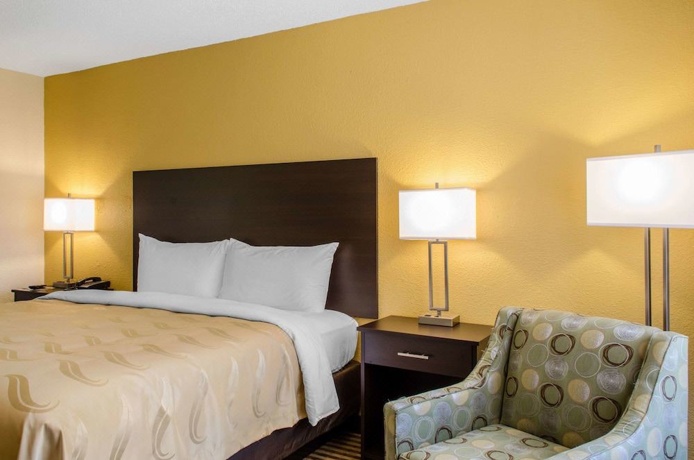 Photo of Bedroom in Laurel