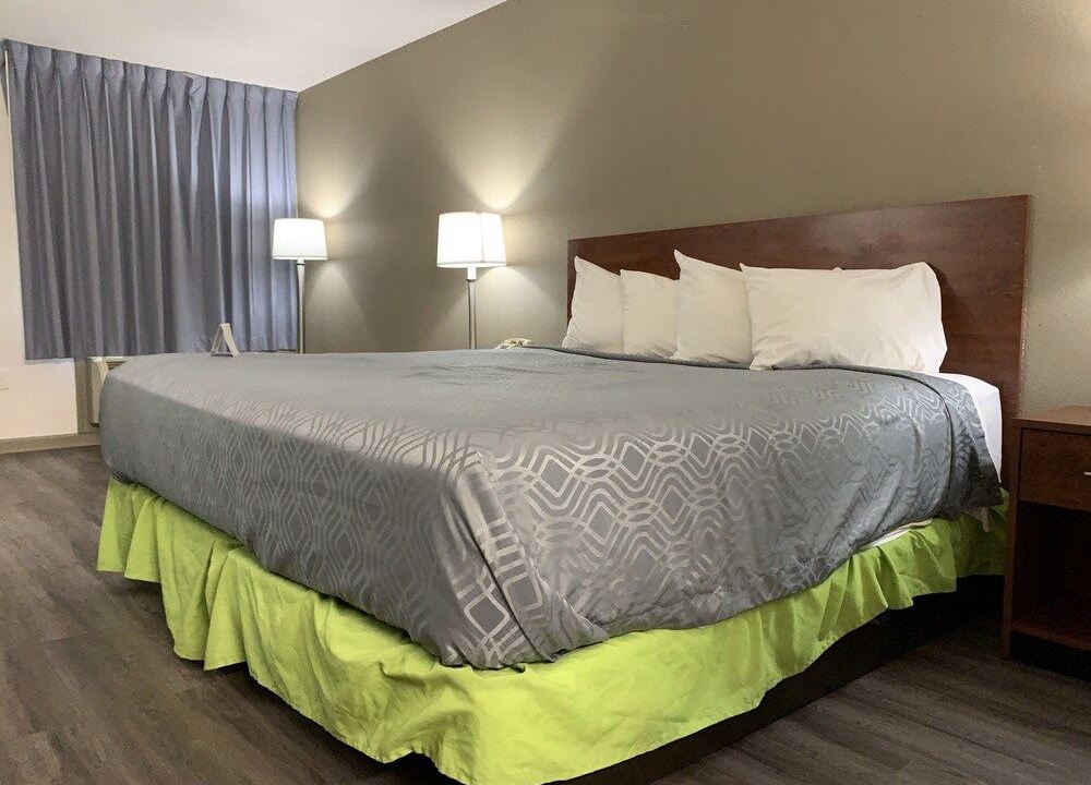 Photo of Bedroom in Troy