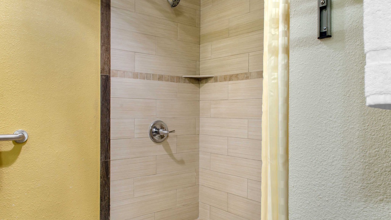 Photo of Bathroom in Laurel