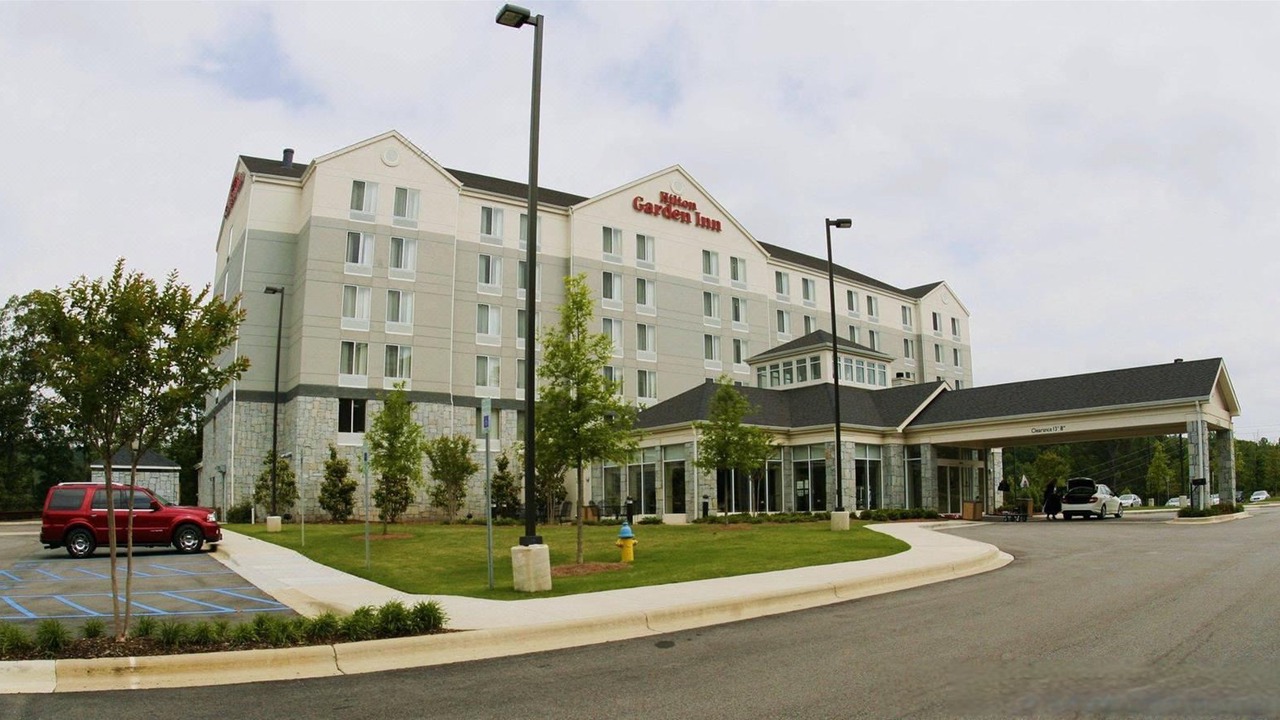 Photo of Buildings in Crestline Heights