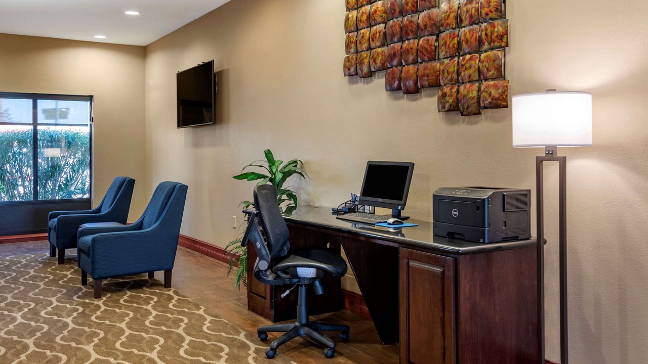 Photo of Livingroom in Montgomery