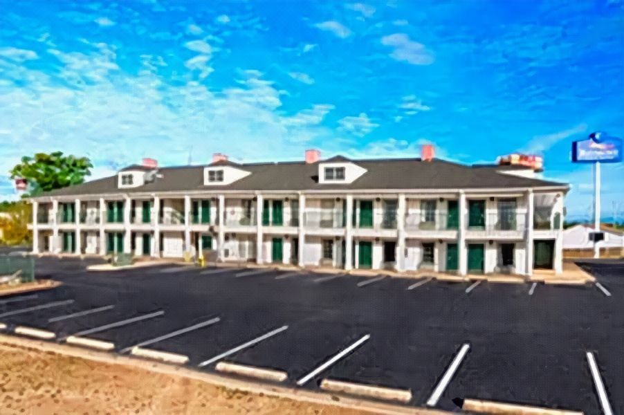 Photo of Buildings in Eufaula