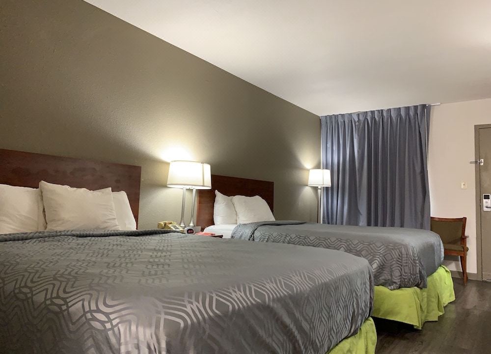 Photo of Bedroom in Troy