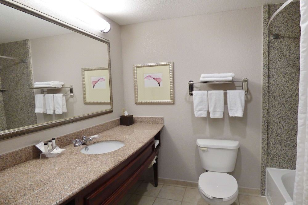 Photo of Bathroom in Northwest Pensacola
