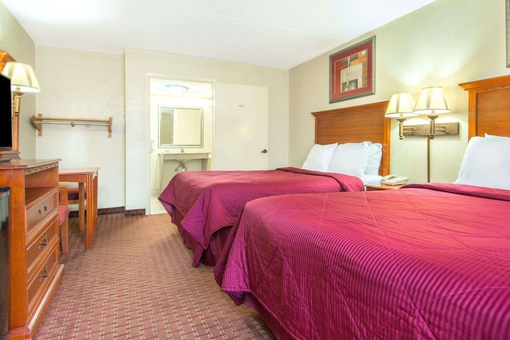 Photo of Bedroom in Shorter