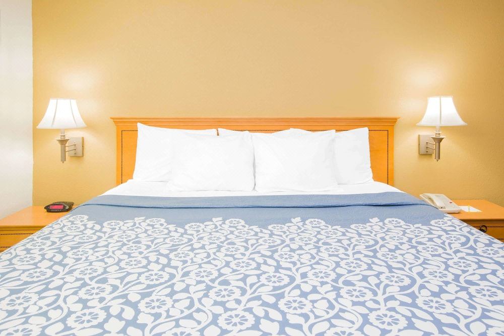 Photo of Bedroom in Hattiesburg