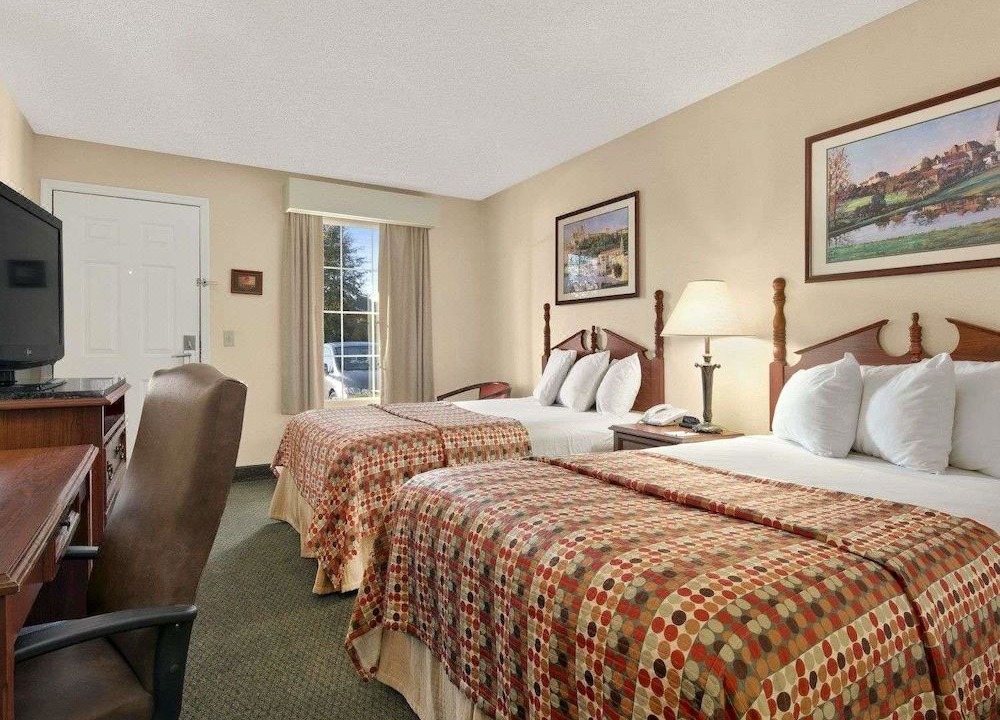 Photo of Bedroom in Eufaula