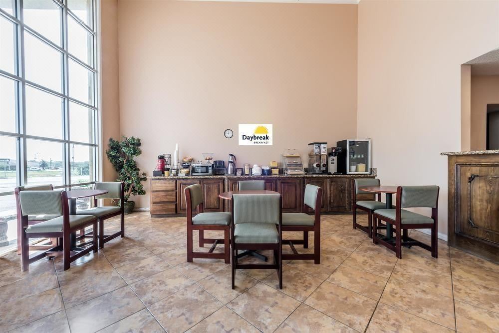 Photo of Livingroom in Greenville