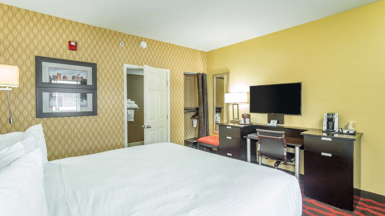 Photo of Bedroom in Downtown Atlanta