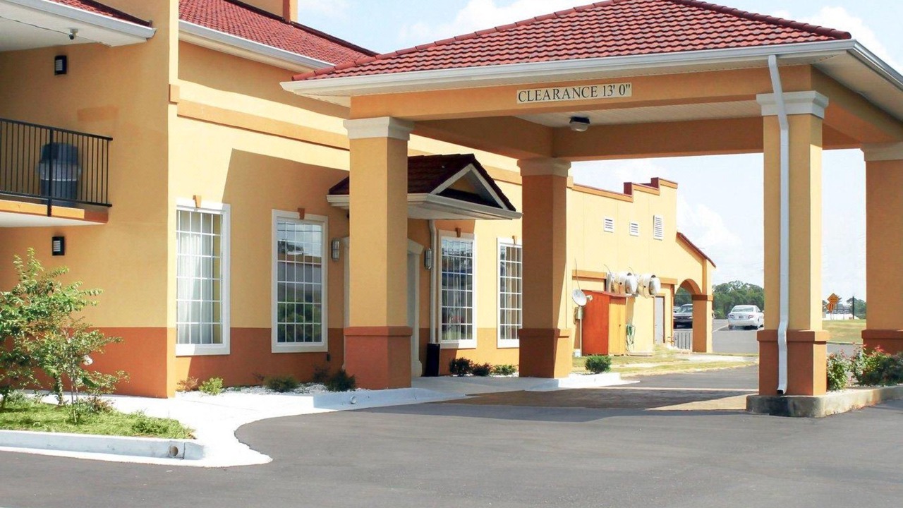 Photo of Buildings in Greenville