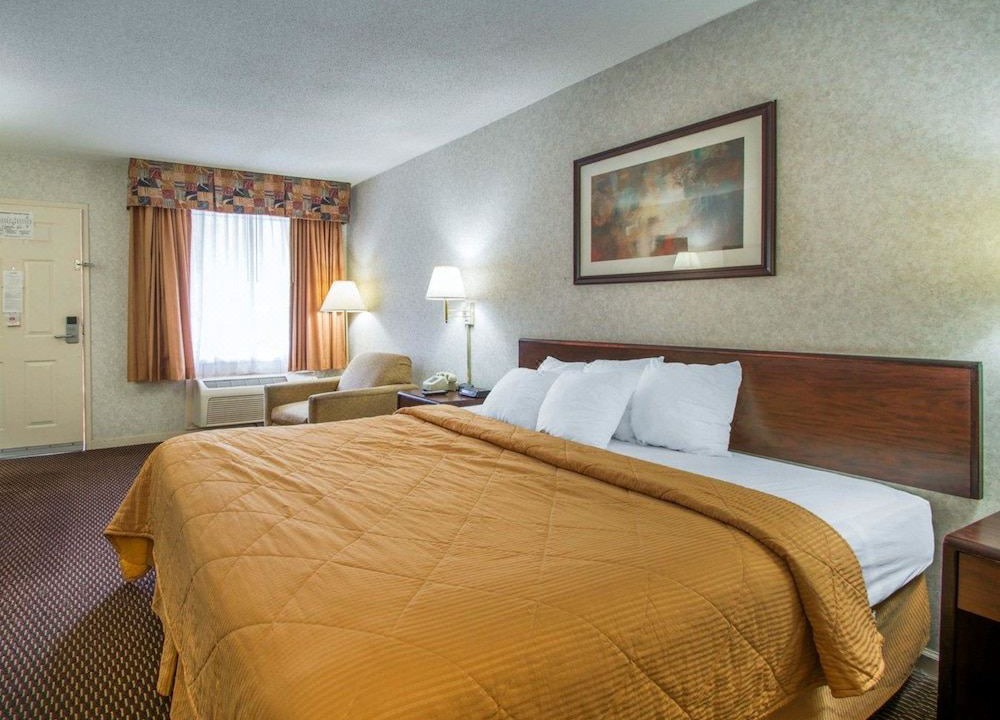 Photo of Bedroom in Troy