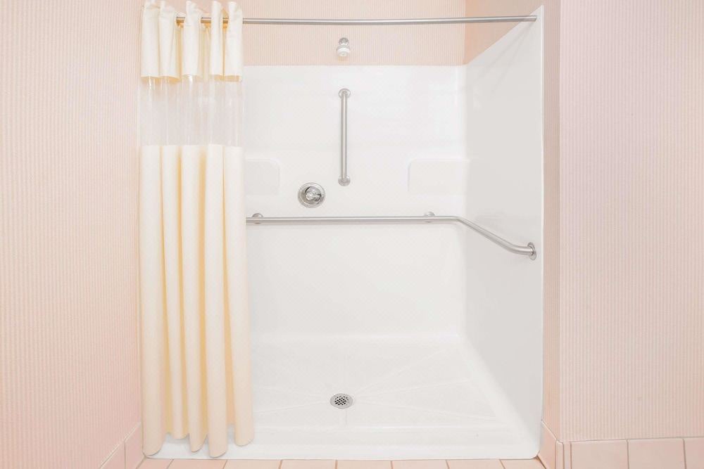Photo of Bathroom in Hattiesburg