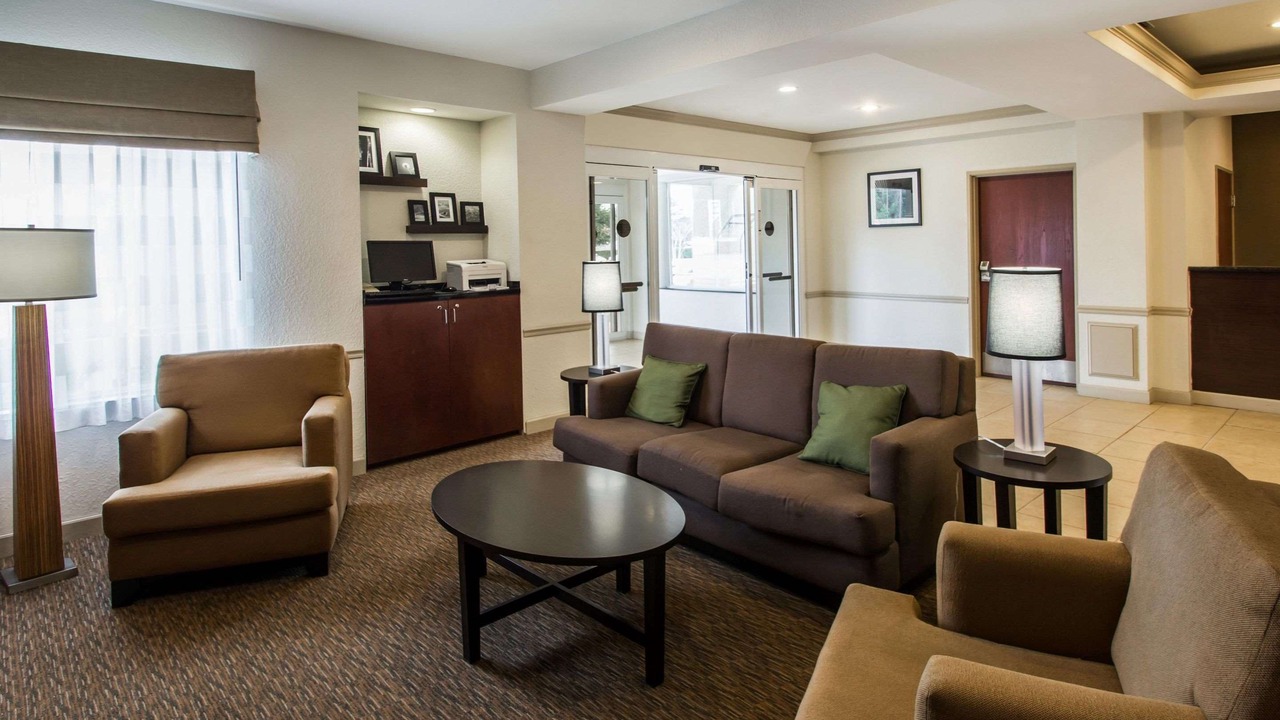 Photo of Livingroom in Palatka